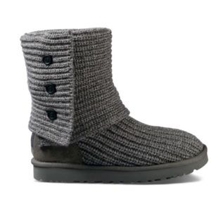 LIKE NEW UGG BOOTS